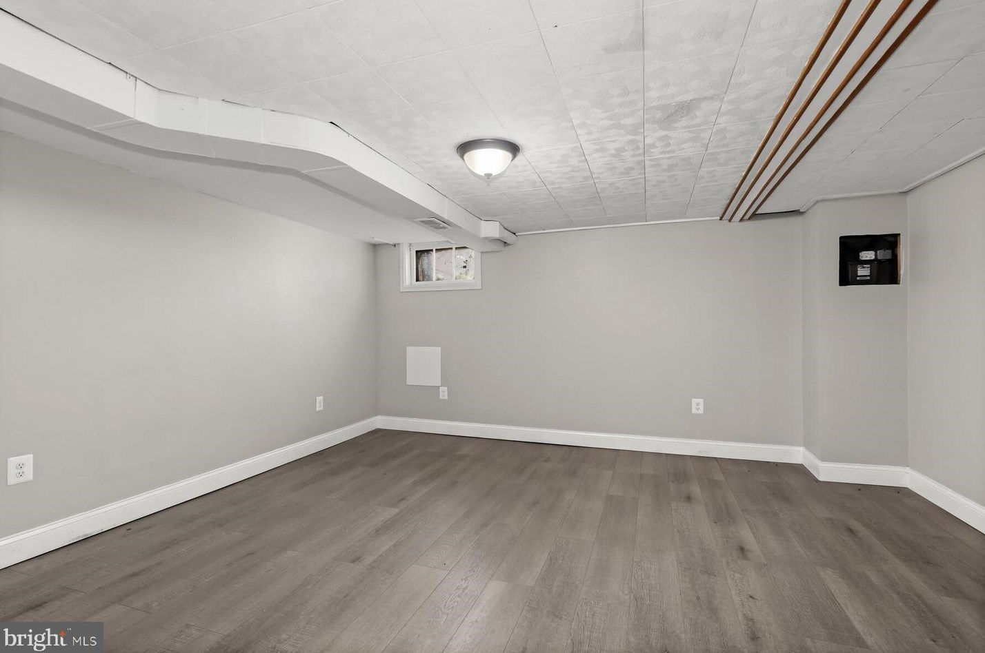 2118 Redthorn Rd, Baltimore MD  21220-4829 exterior