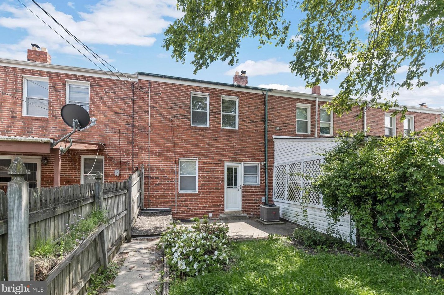 1744 Yakona Rd, Baltimore MD  21234-3607 exterior