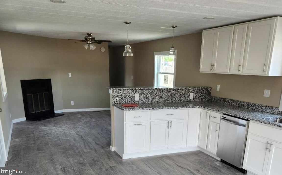 222 Robwood Rd, Baltimore, MD 21222-2851