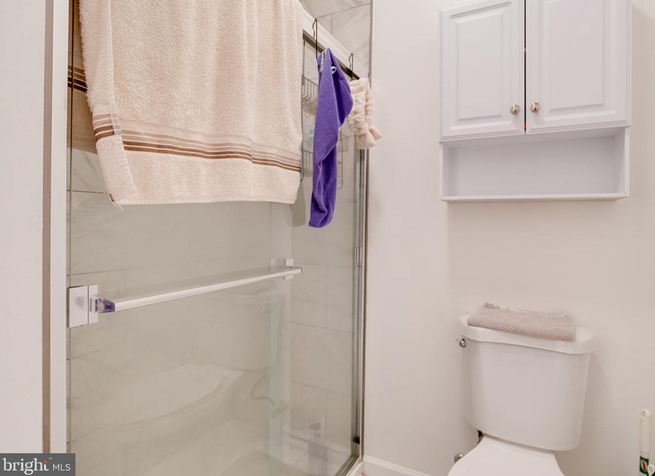 33 Hydroplane Dr, Baltimore MD  21220-4523 exterior