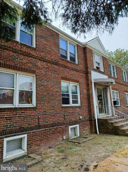 6905 Dunmanway, Baltimore, MD 21222-5168