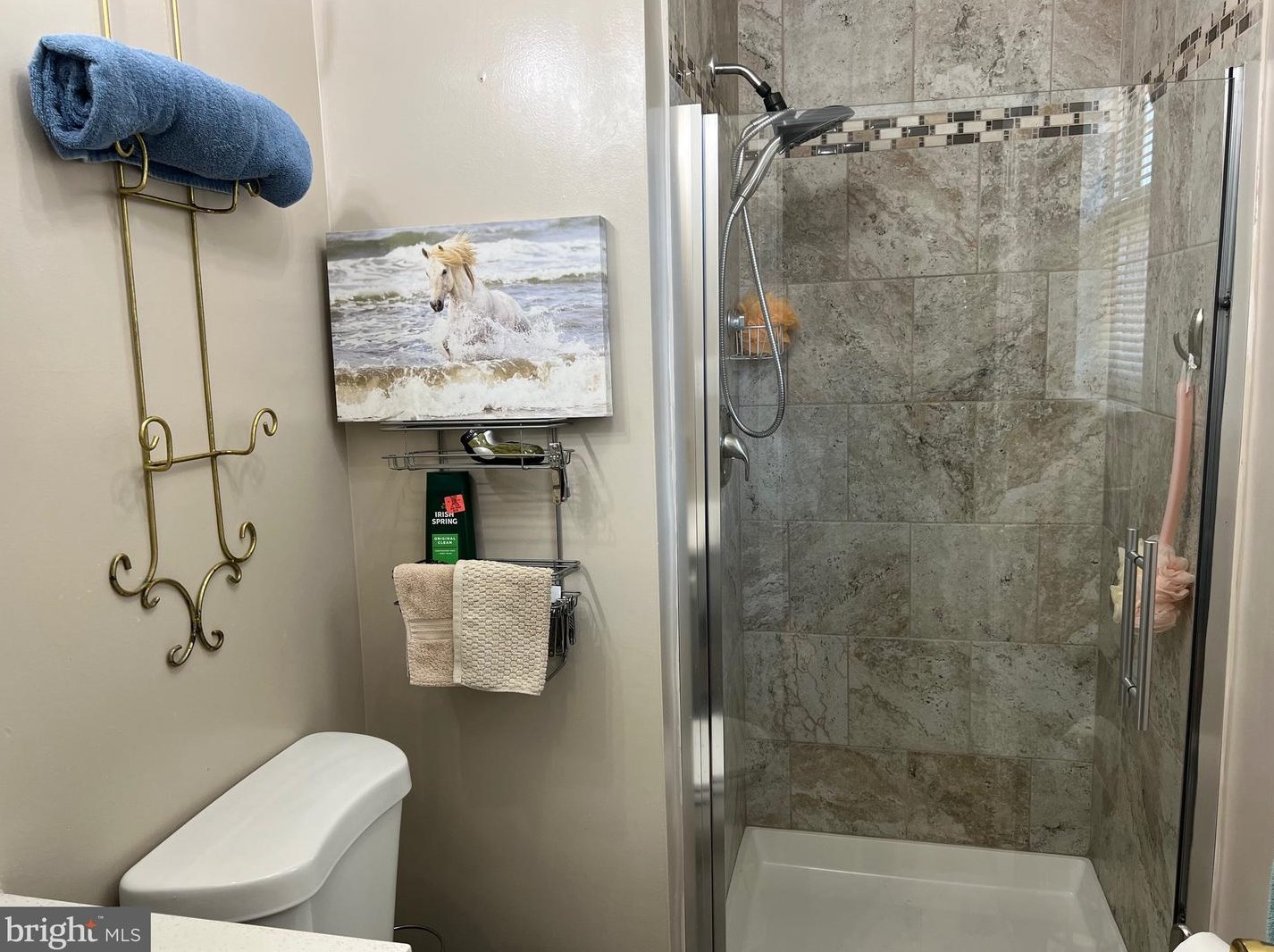 8605 Daytona Rd, Baltimore MD 21237-2043 exterior