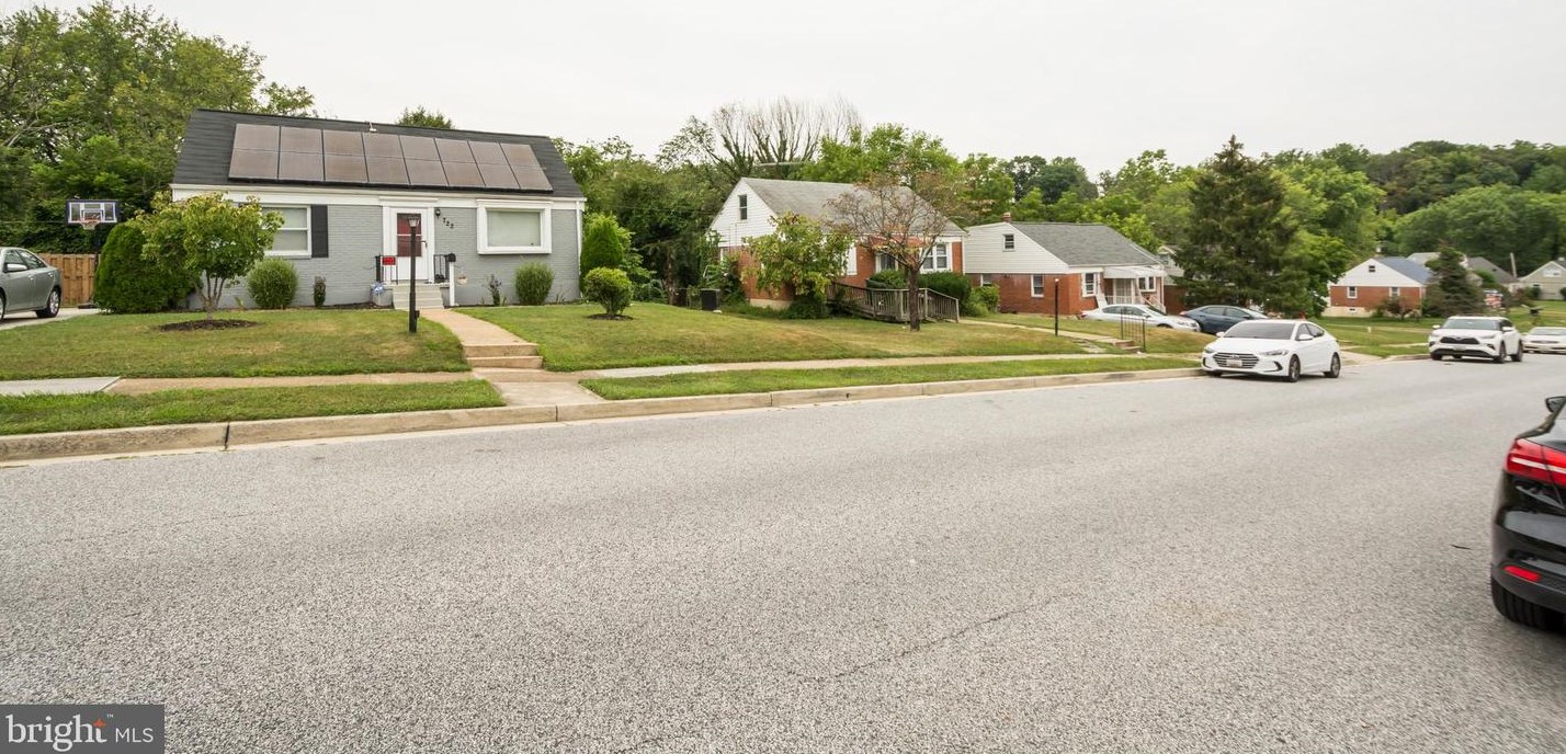 723 1st St, Baltimore MD  21208-3040 exterior