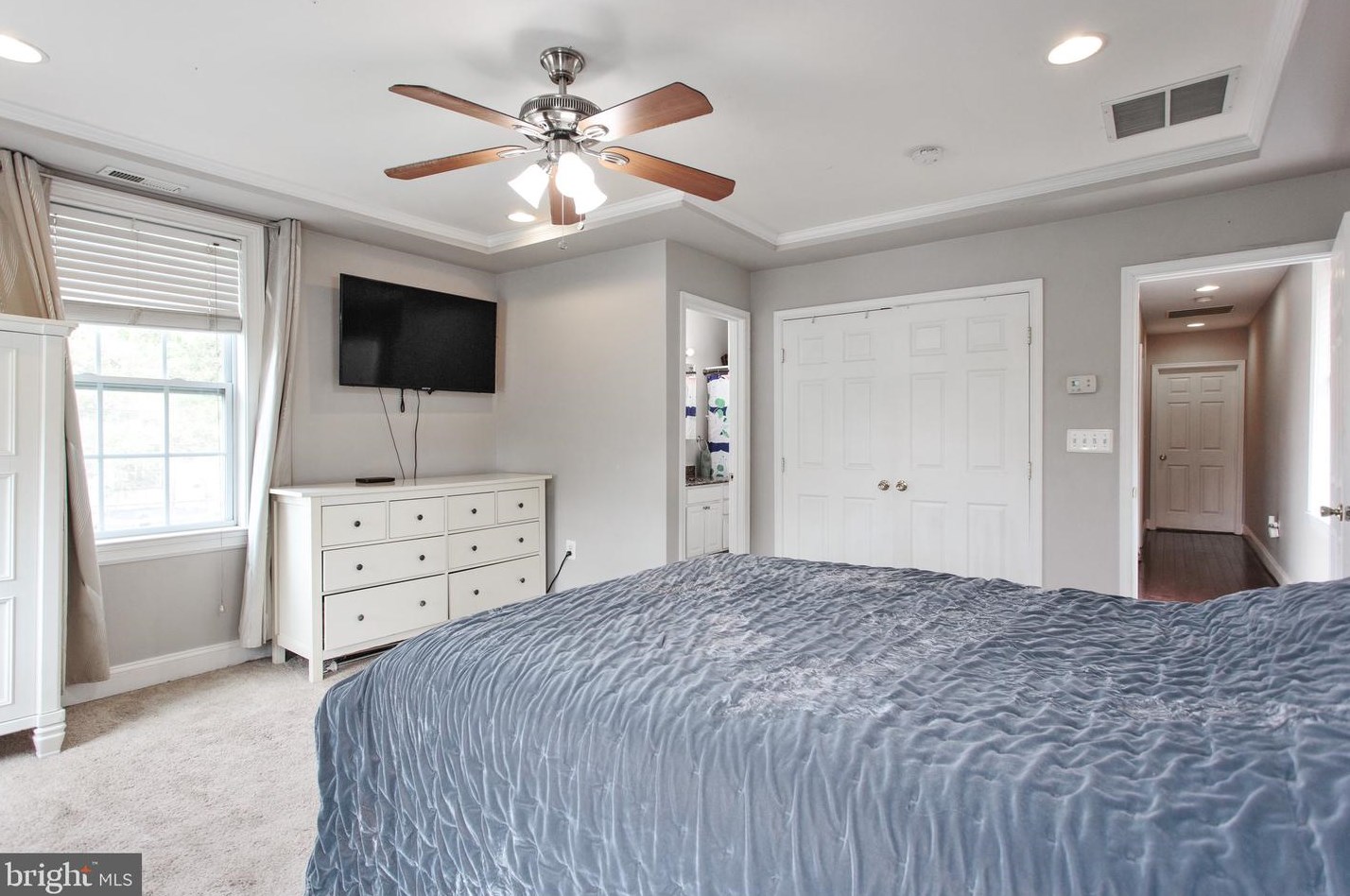 100 4th Ave, Baltimore MD  21227-3156 exterior