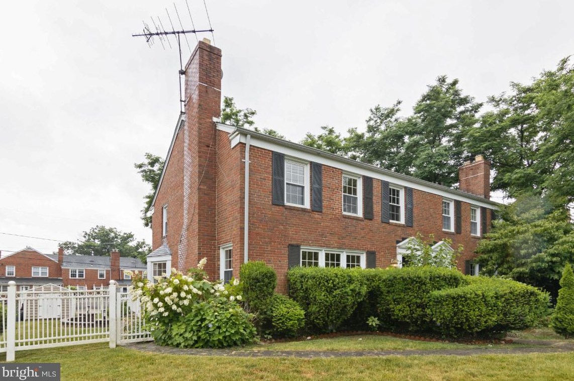 1427 Joppa Rd, Baltimore, MD 21204-3619