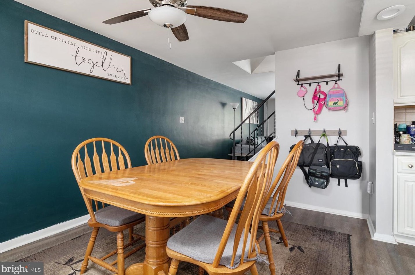 944 Circle Dr, Baltimore MD  21227-2322 exterior