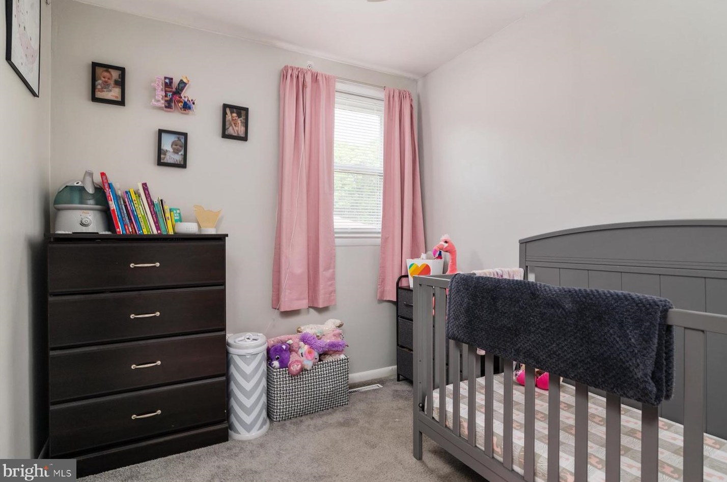 944 Circle Dr, Baltimore MD  21227-2322 exterior