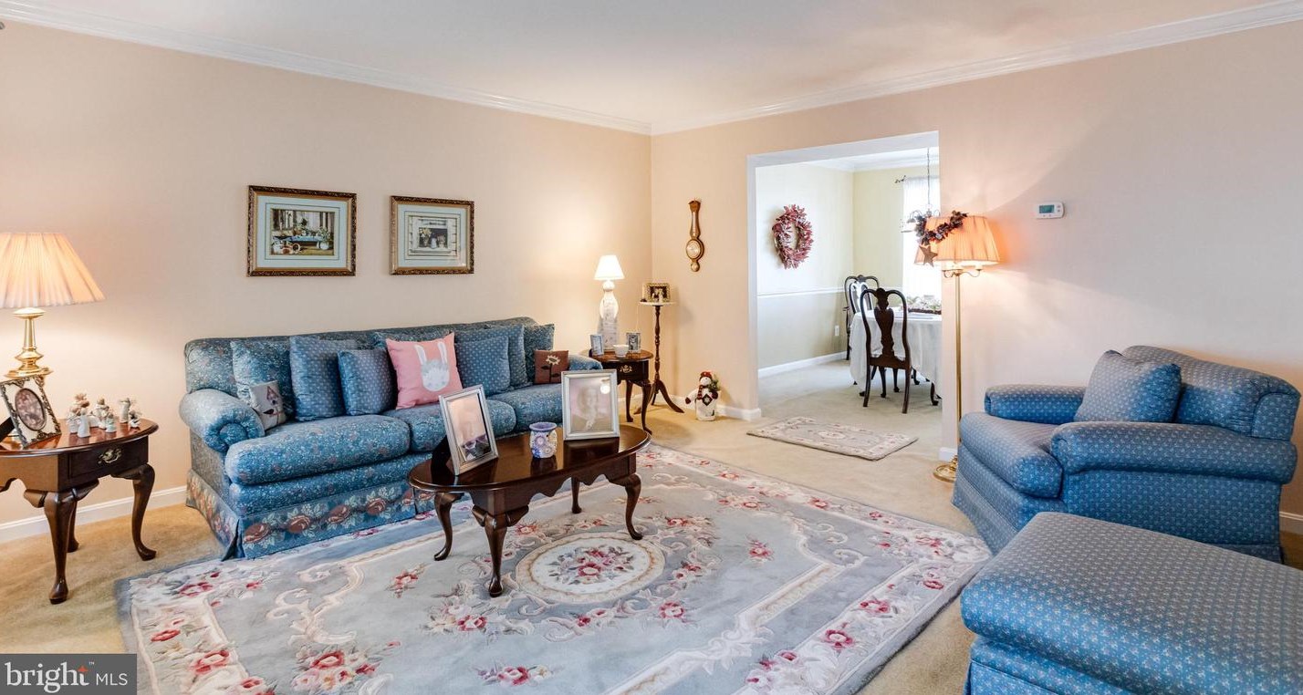 8650 Heathermill Rd, Baltimore, MD 21236-2630