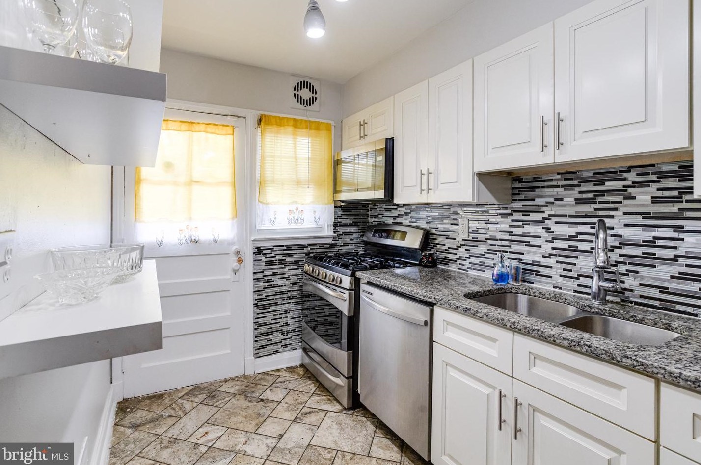 8637 Black Oak Rd, Baltimore MD 21234-3608 exterior