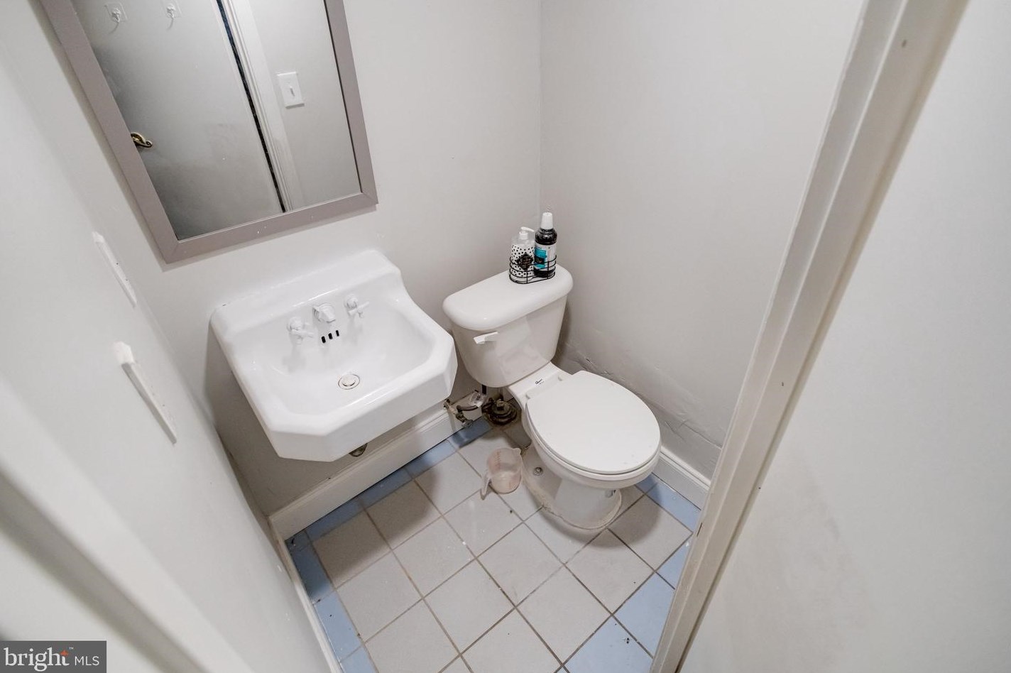 8637 Black Oak Rd, Baltimore MD 21234-3608 exterior