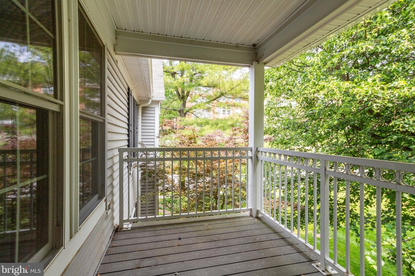 1318 Greenbriar Cir #6, Baltimore, MD 21208
