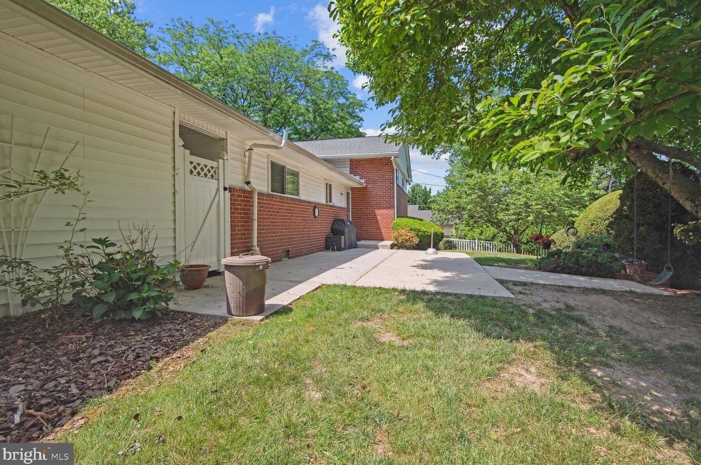 3305 Garrison Farms Rd, Baltimore MD  21208-1849 exterior