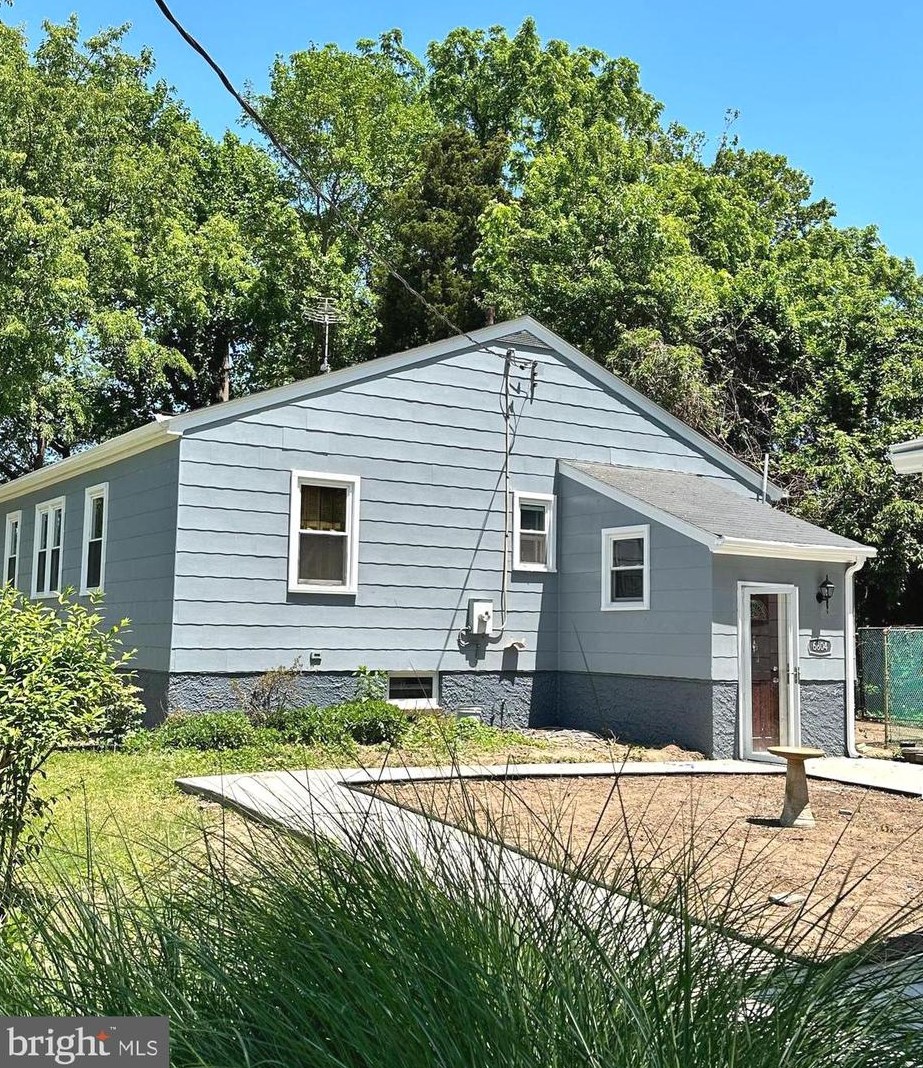 6804 Gunder Ave, Baltimore, MD 21220-1022