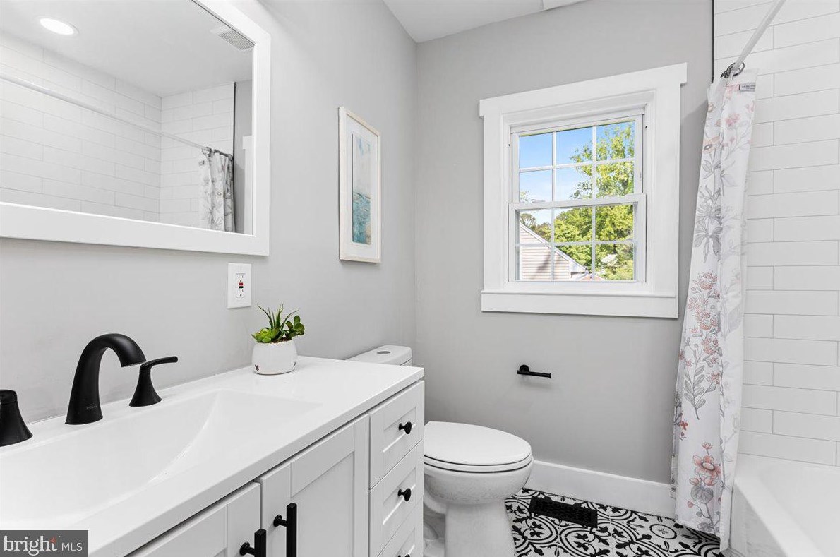 920 Ellendale Dr, Baltimore MD  21286-1510 exterior