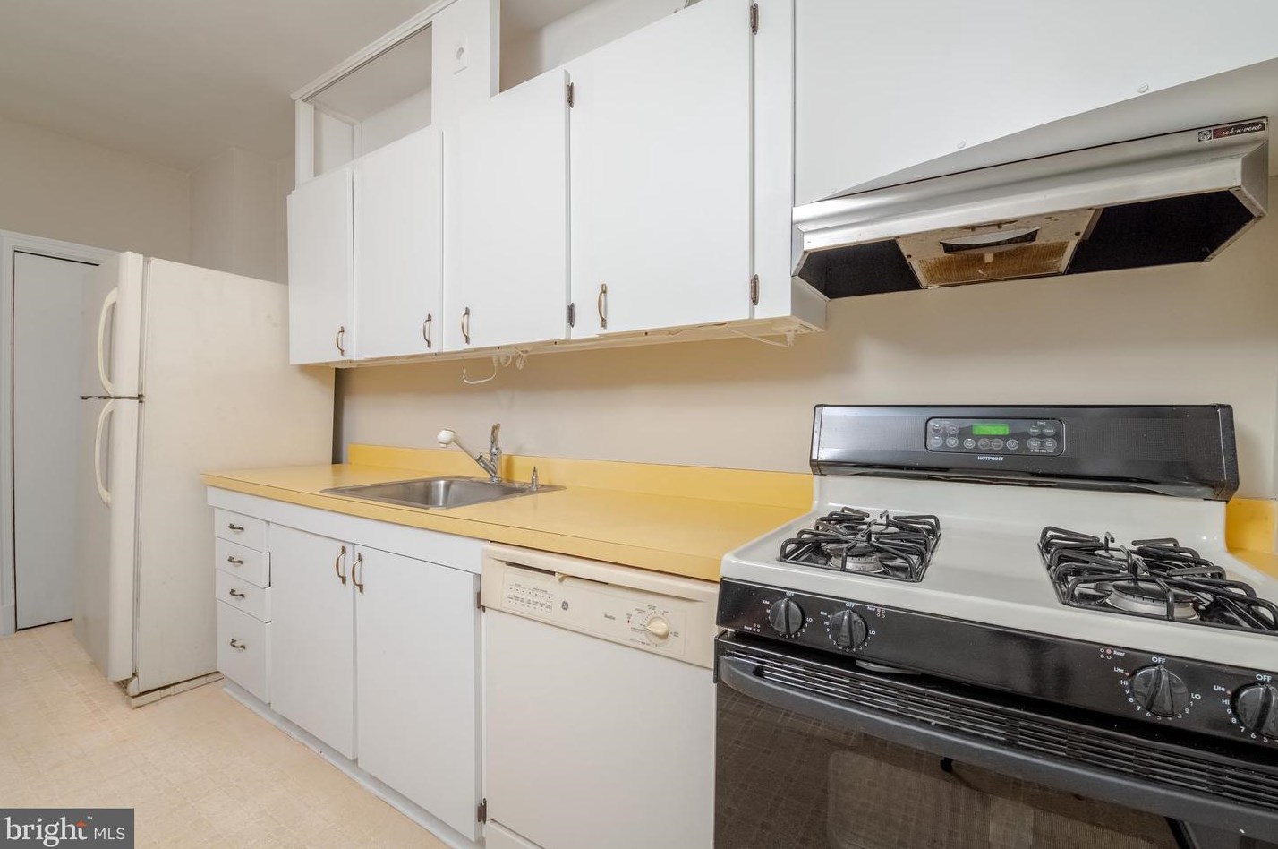 418 Hopkins Rd, Baltimore MD 21220-1031 exterior