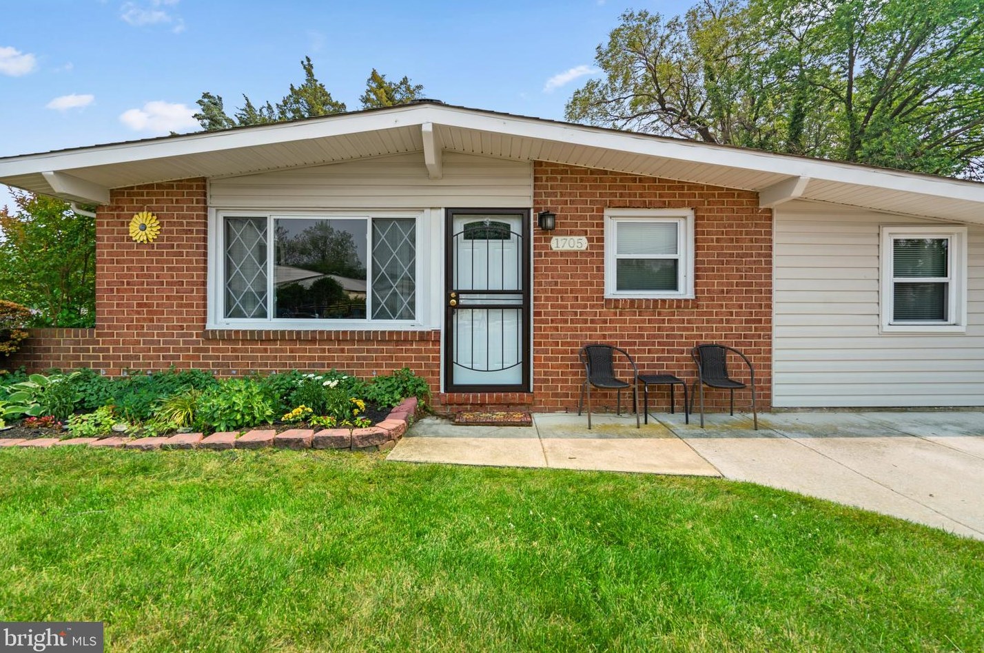1705 Meadow Ct, Baltimore, MD 21207-5235