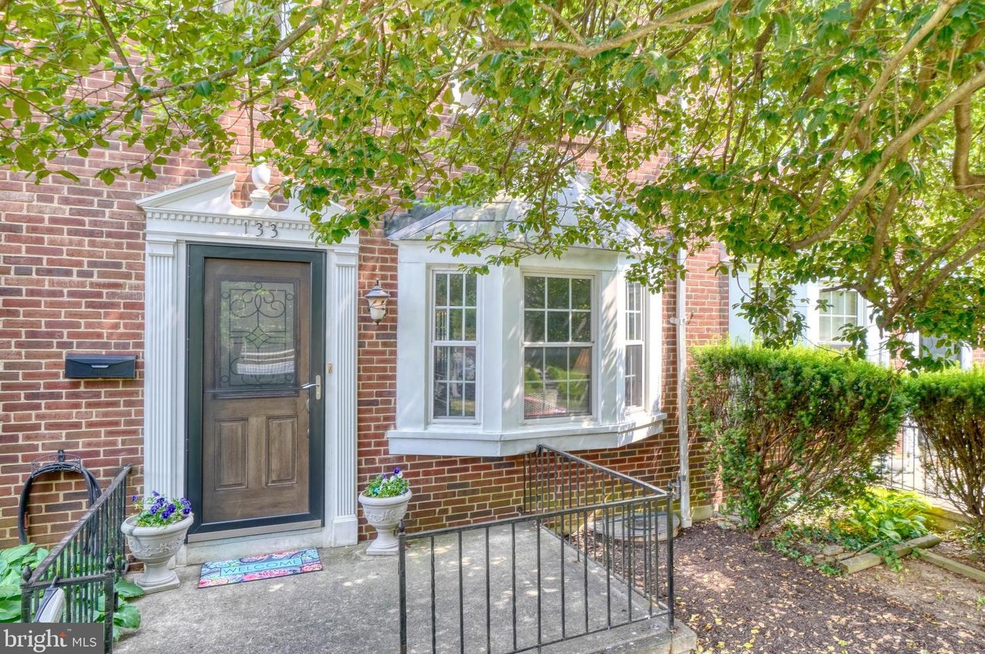 133 Stevenson Ln, Baltimore, MD 21212-1402