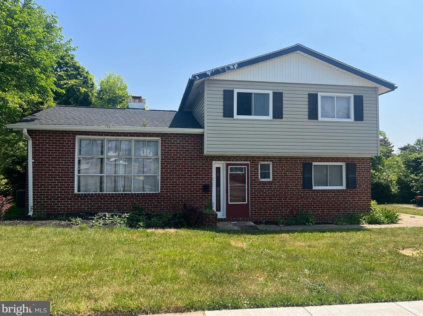 6814 Brompton Rd, Baltimore, MD 21207-5671