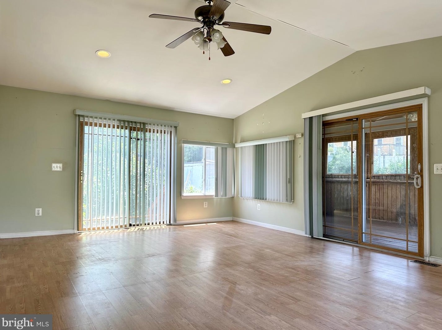 5415 Montbel Ave, Baltimore MD 21207-6114 exterior