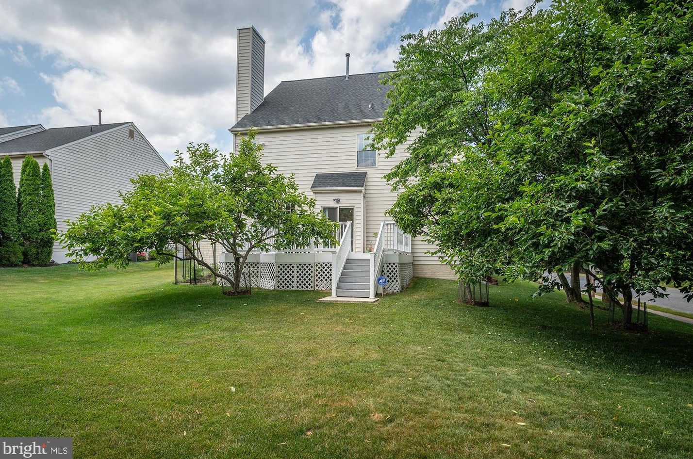 8227 Selwin Ct, Baltimore MD  21237-3361 exterior