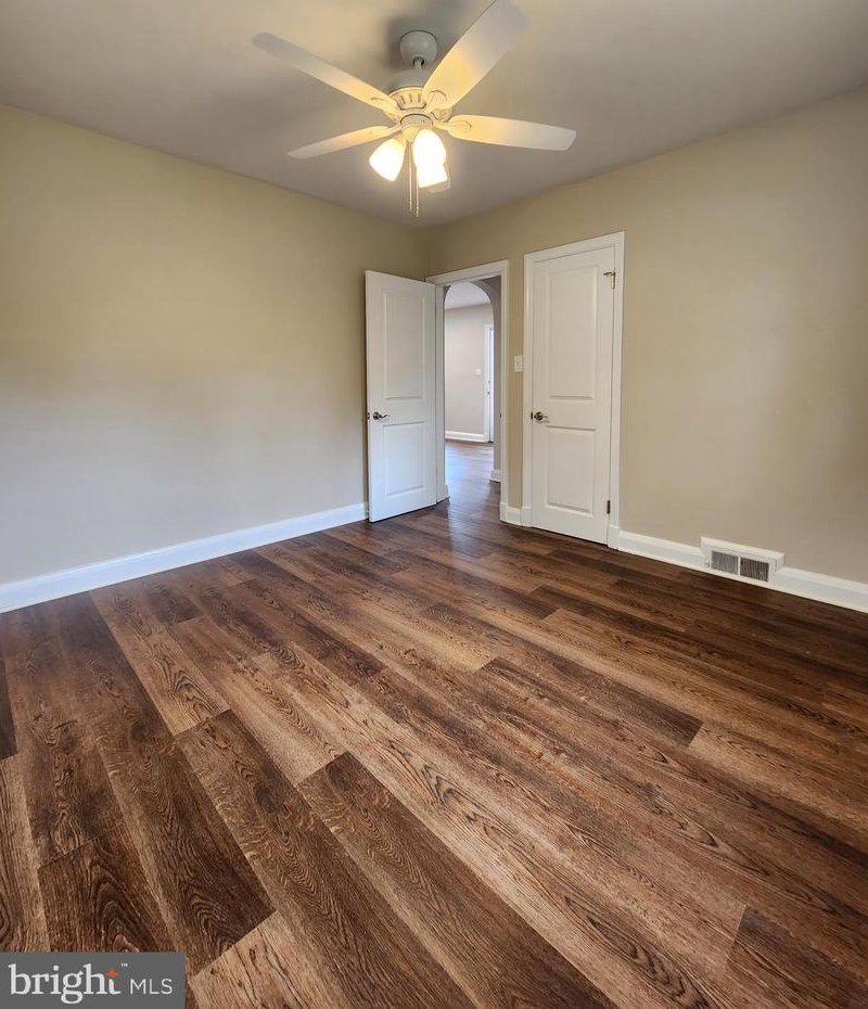 5207 Arbutus Ave, Baltimore MD  21227-2505 exterior