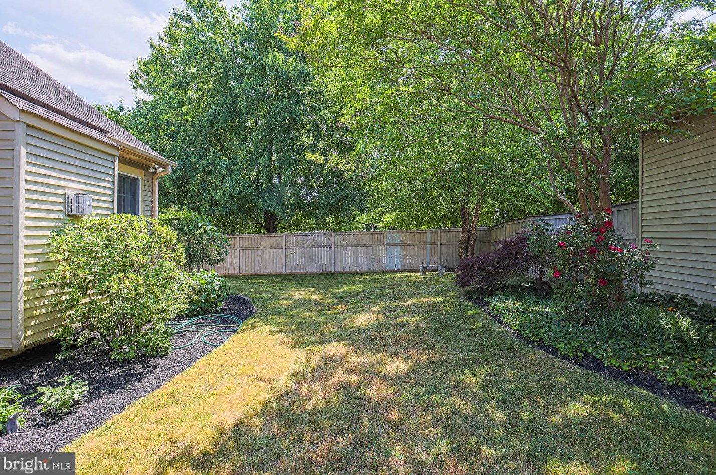 6 Stone Gate Ct, Baltimore MD  21208-1000 exterior