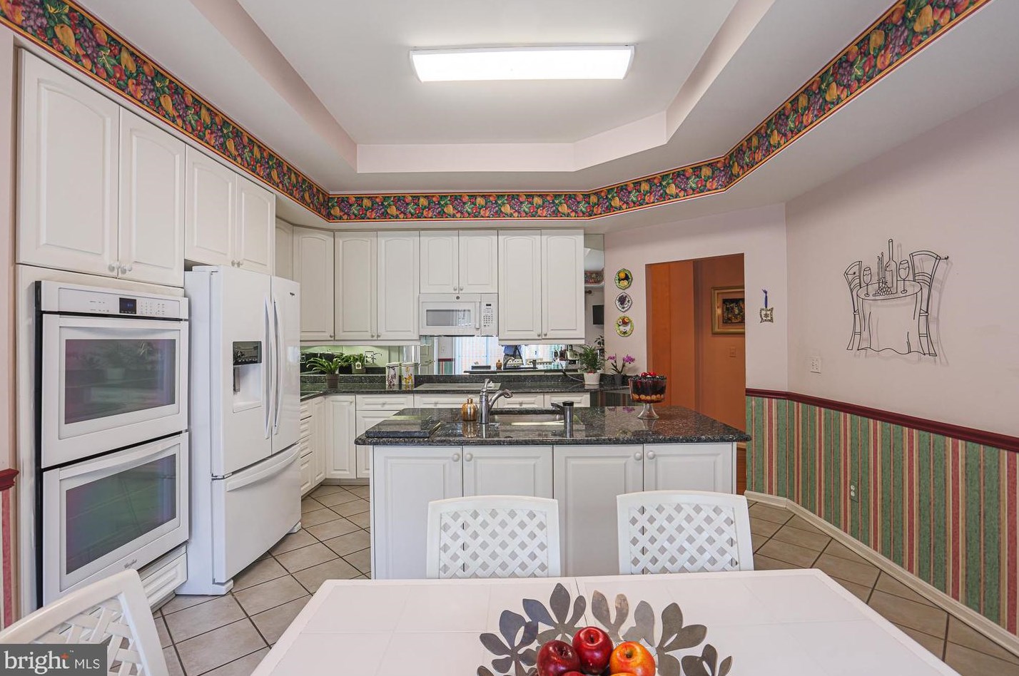 6 Stone Gate Ct, Baltimore MD  21208-1000 exterior