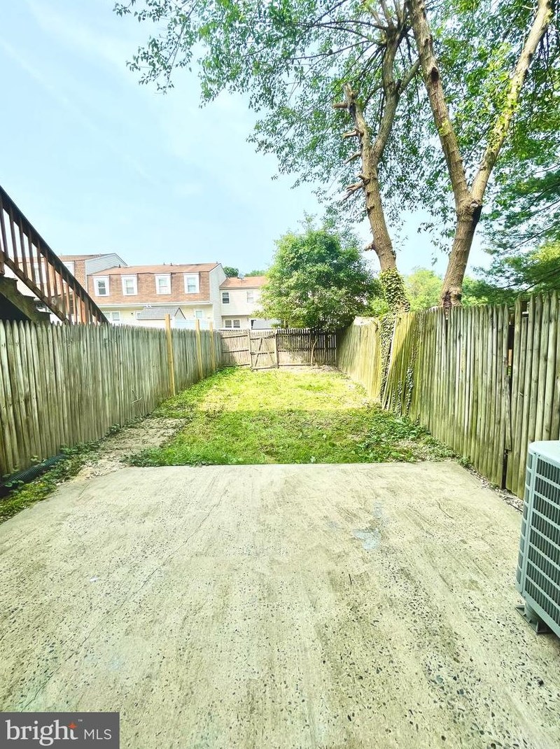 22 Lerner Ct, Baltimore MD  21236-3007 exterior