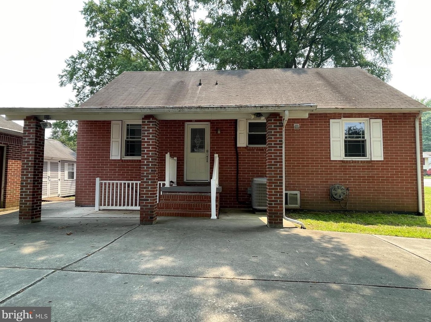 7100 Oliverwood Rd, Baltimore, MD 21220-1153