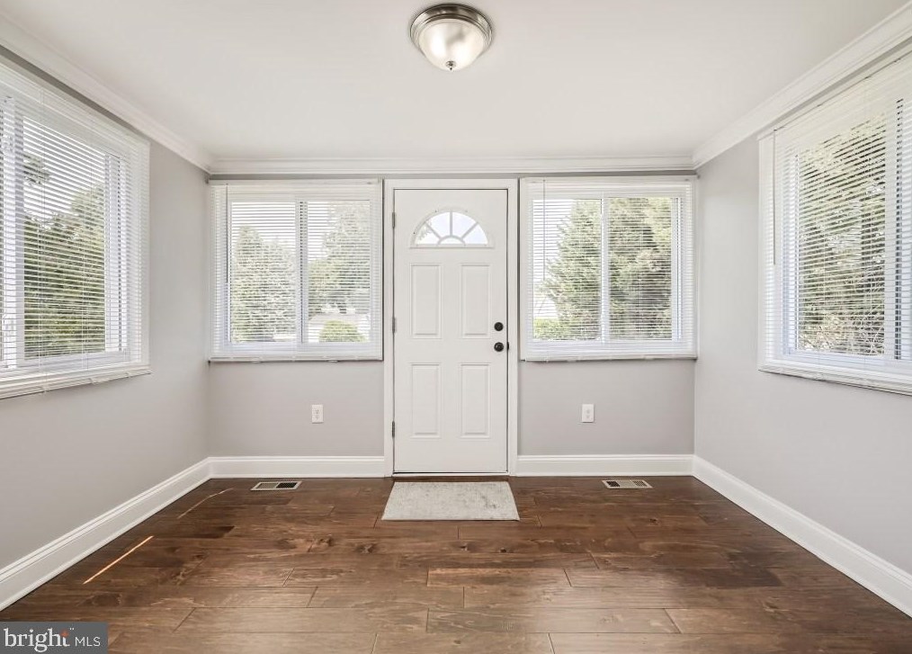 364 Townsend Rd, Baltimore MD 21221-6634 exterior