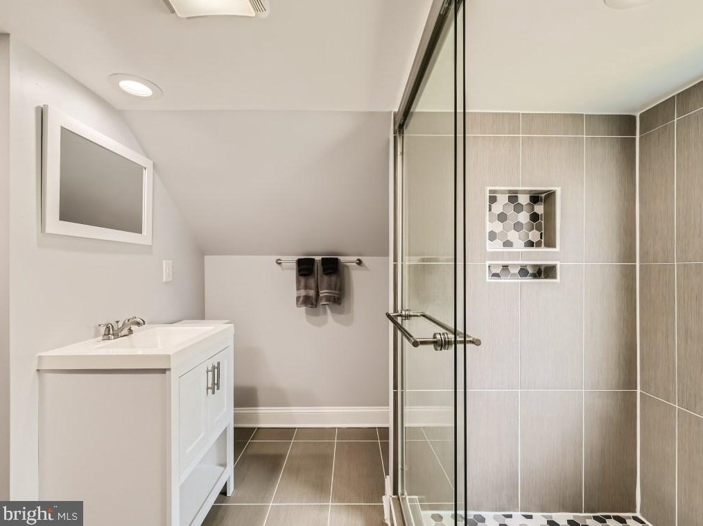 364 Townsend Rd, Baltimore MD 21221-6634 exterior