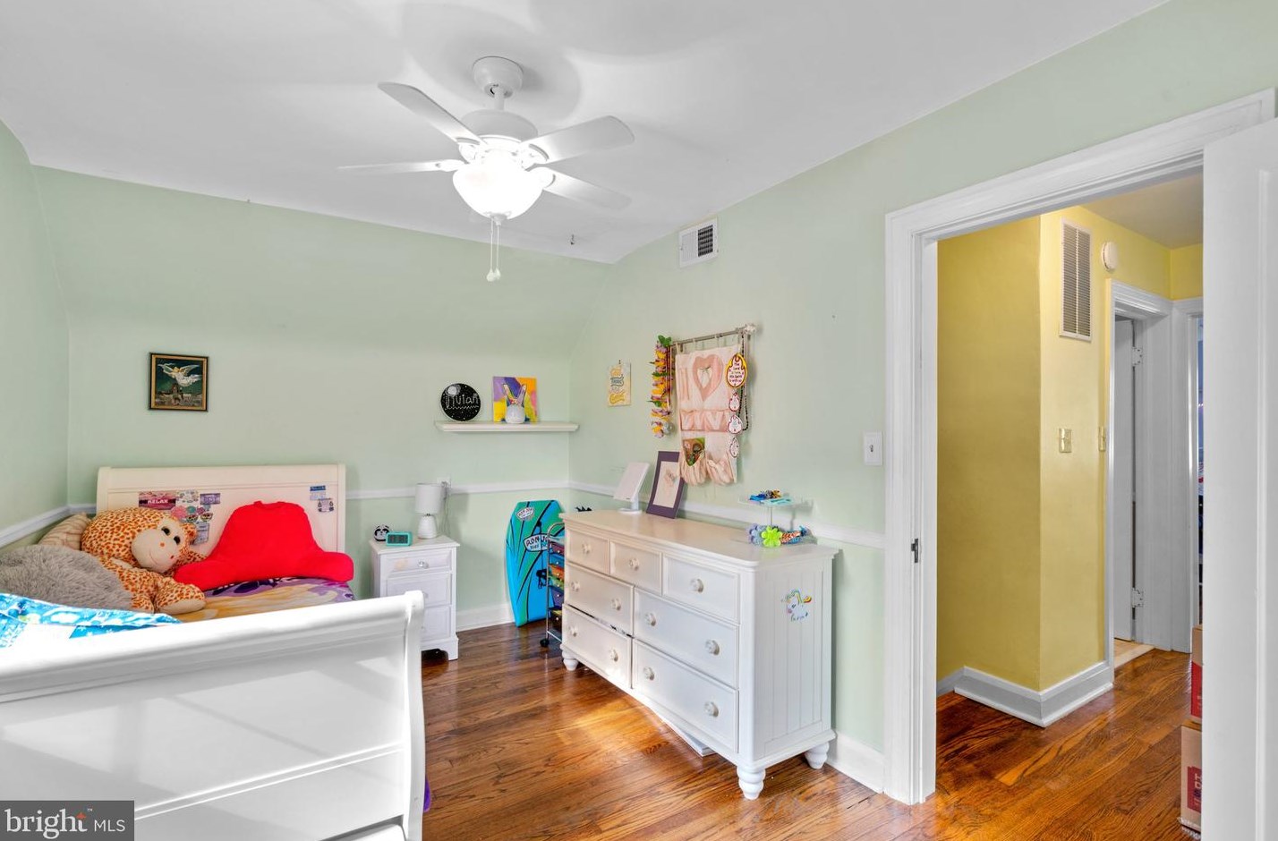 2508 Taylor Ave, Baltimore MD 21234-5535 exterior