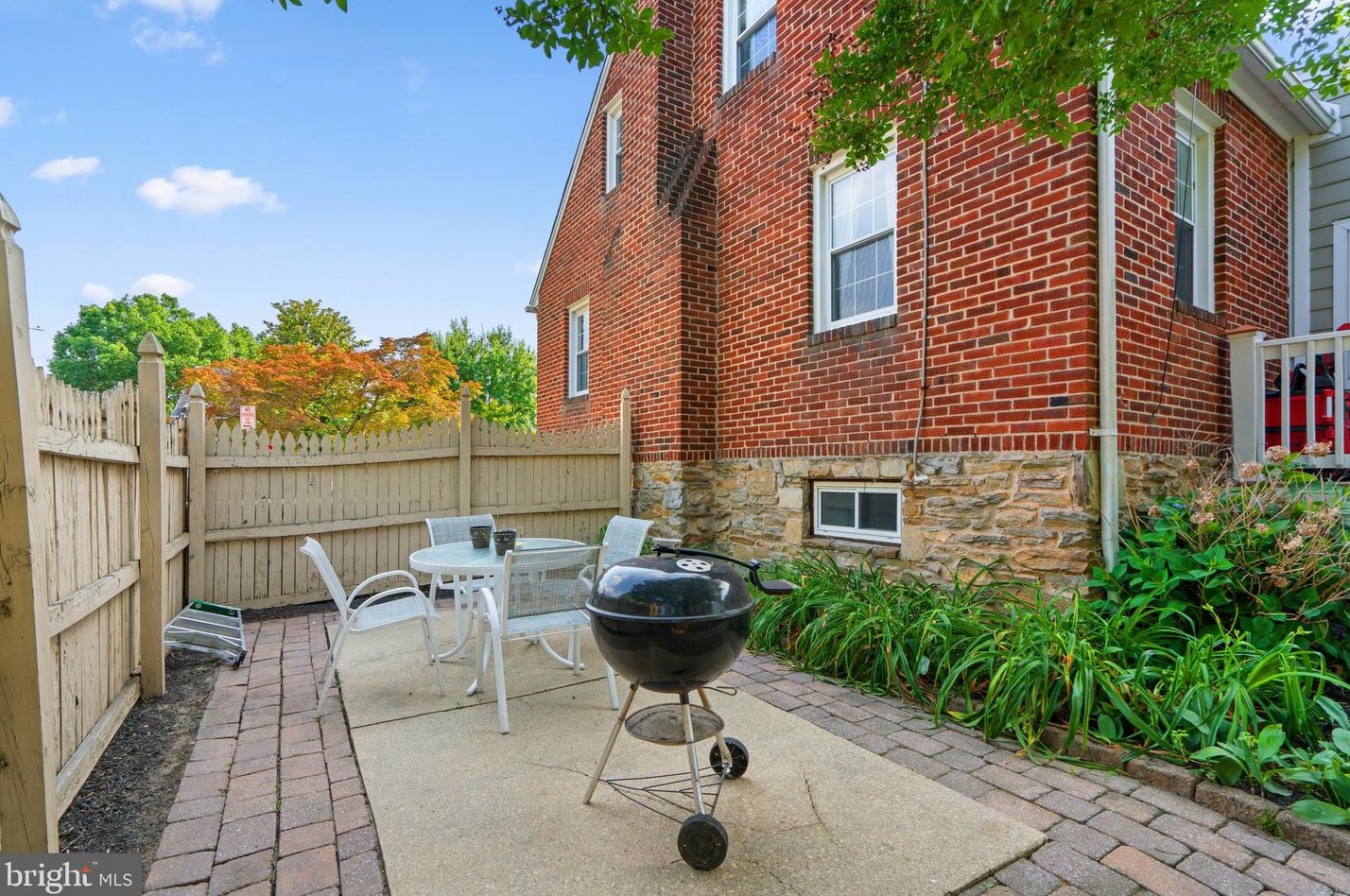 2508 Taylor Ave, Baltimore MD 21234-5535 exterior