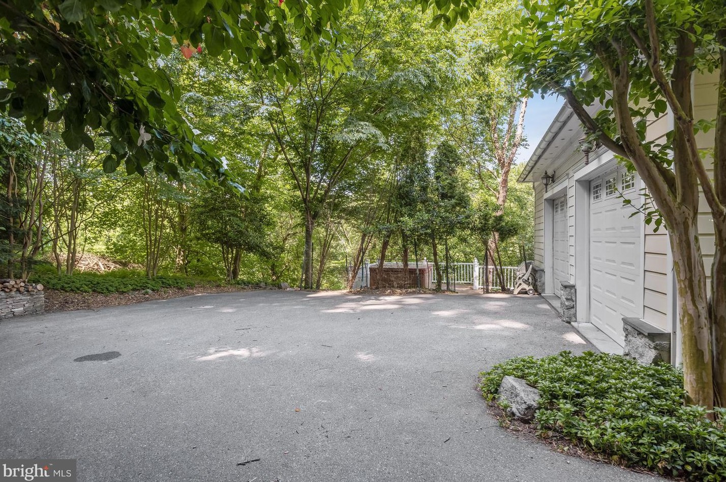 883 Oella Ave, Ellicott MD 21043-4729 exterior