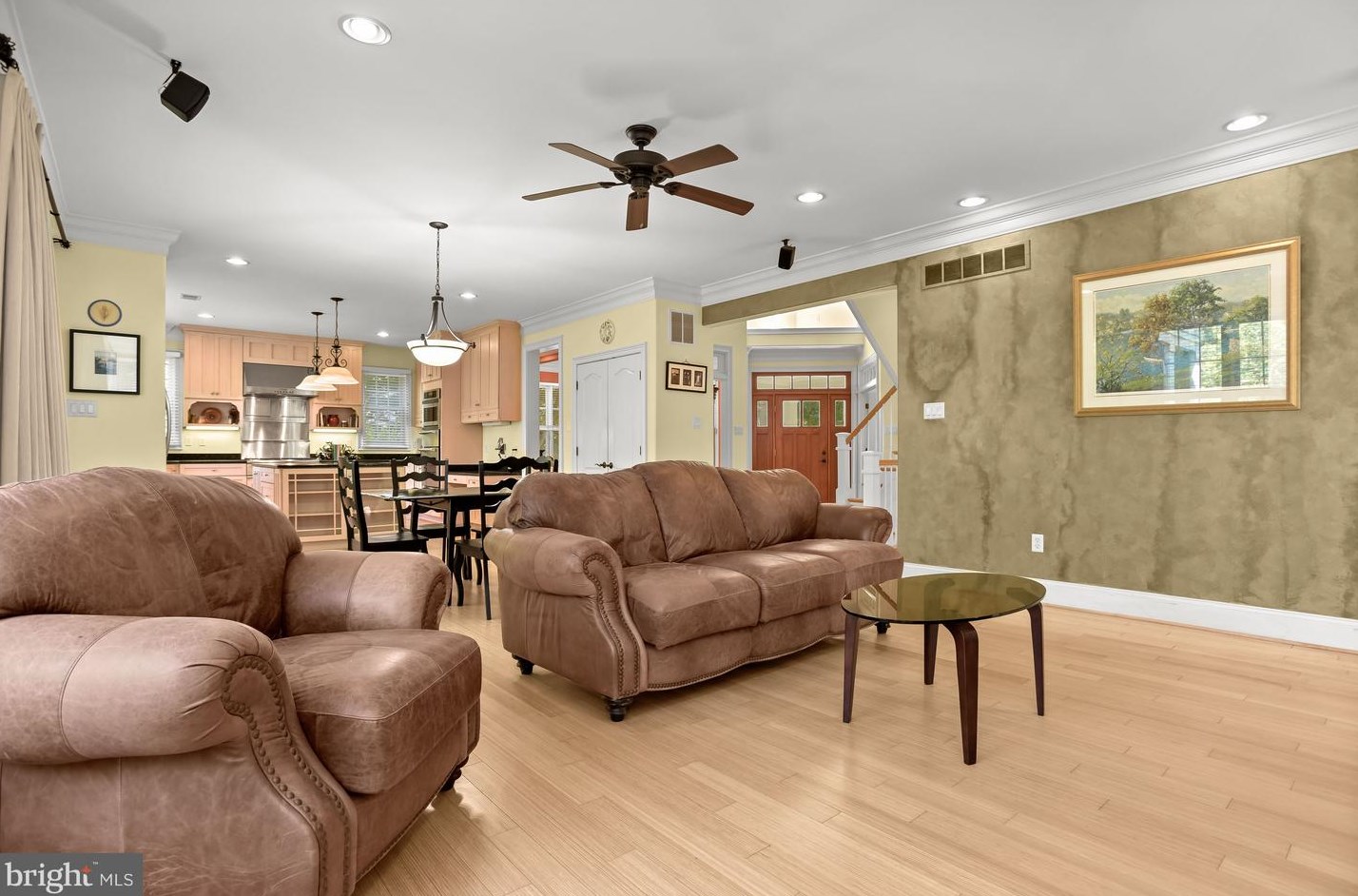 883 Oella Ave, Ellicott MD 21043-4729 exterior