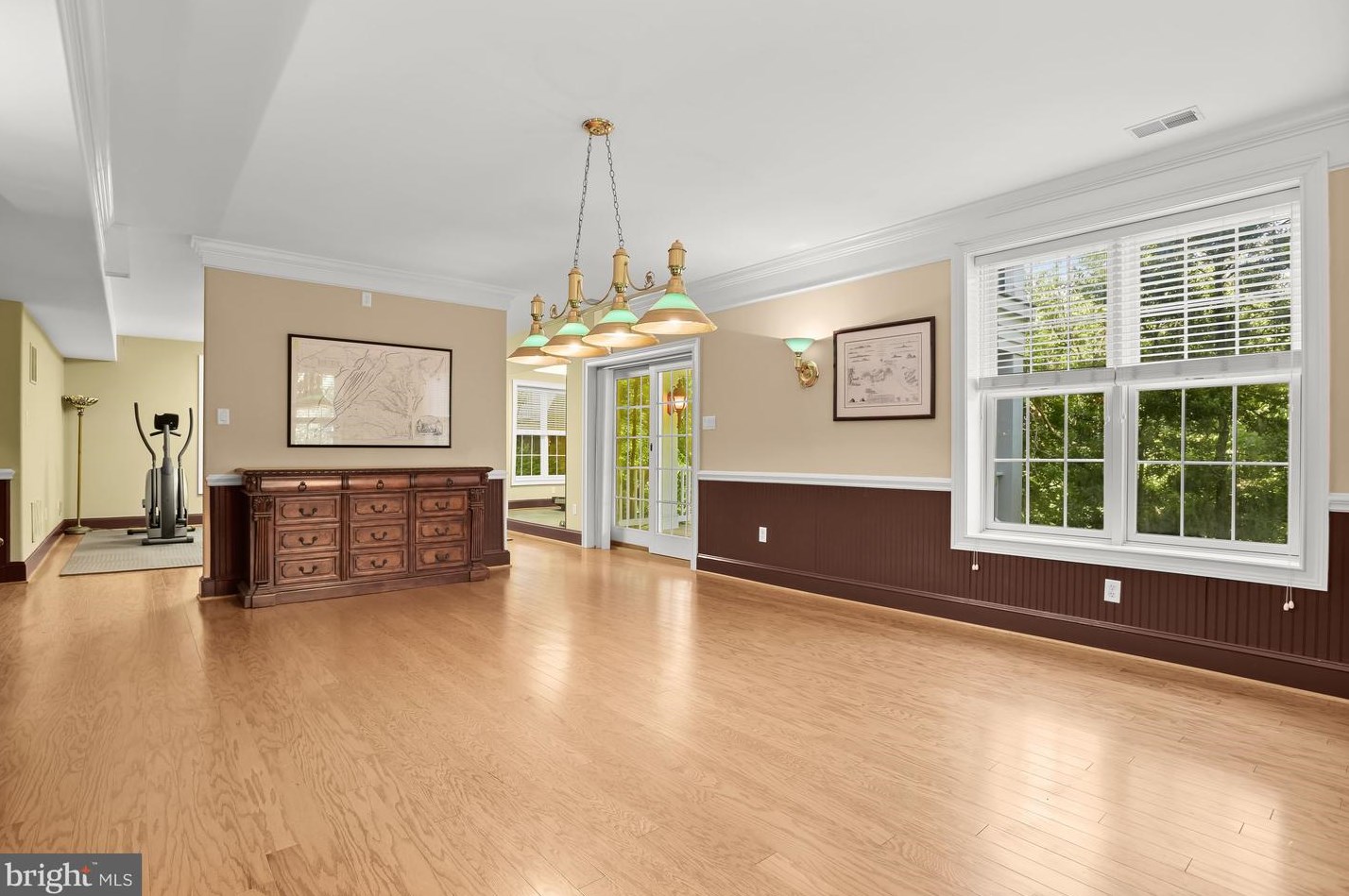 883 Oella Ave, Ellicott MD 21043-4729 exterior