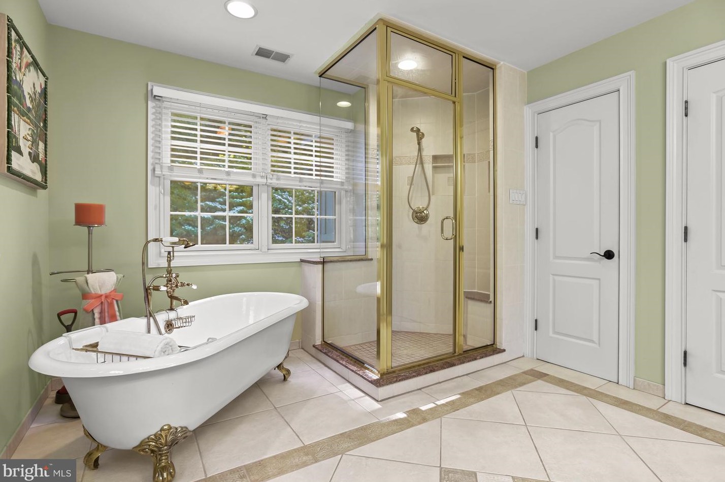 883 Oella Ave, Ellicott MD 21043-4729 exterior