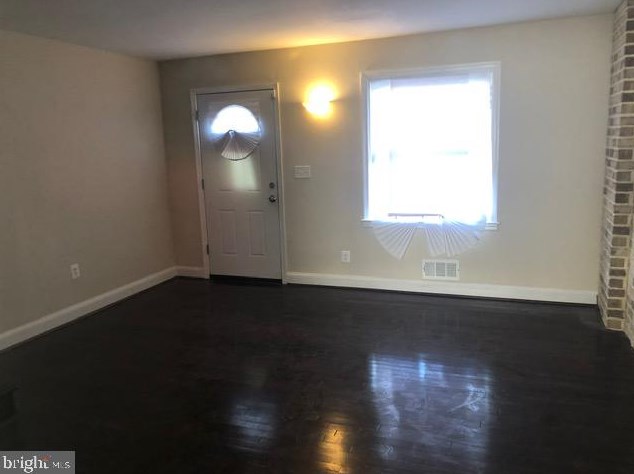 2136 Redthorn Rd, Baltimore, MD 21220