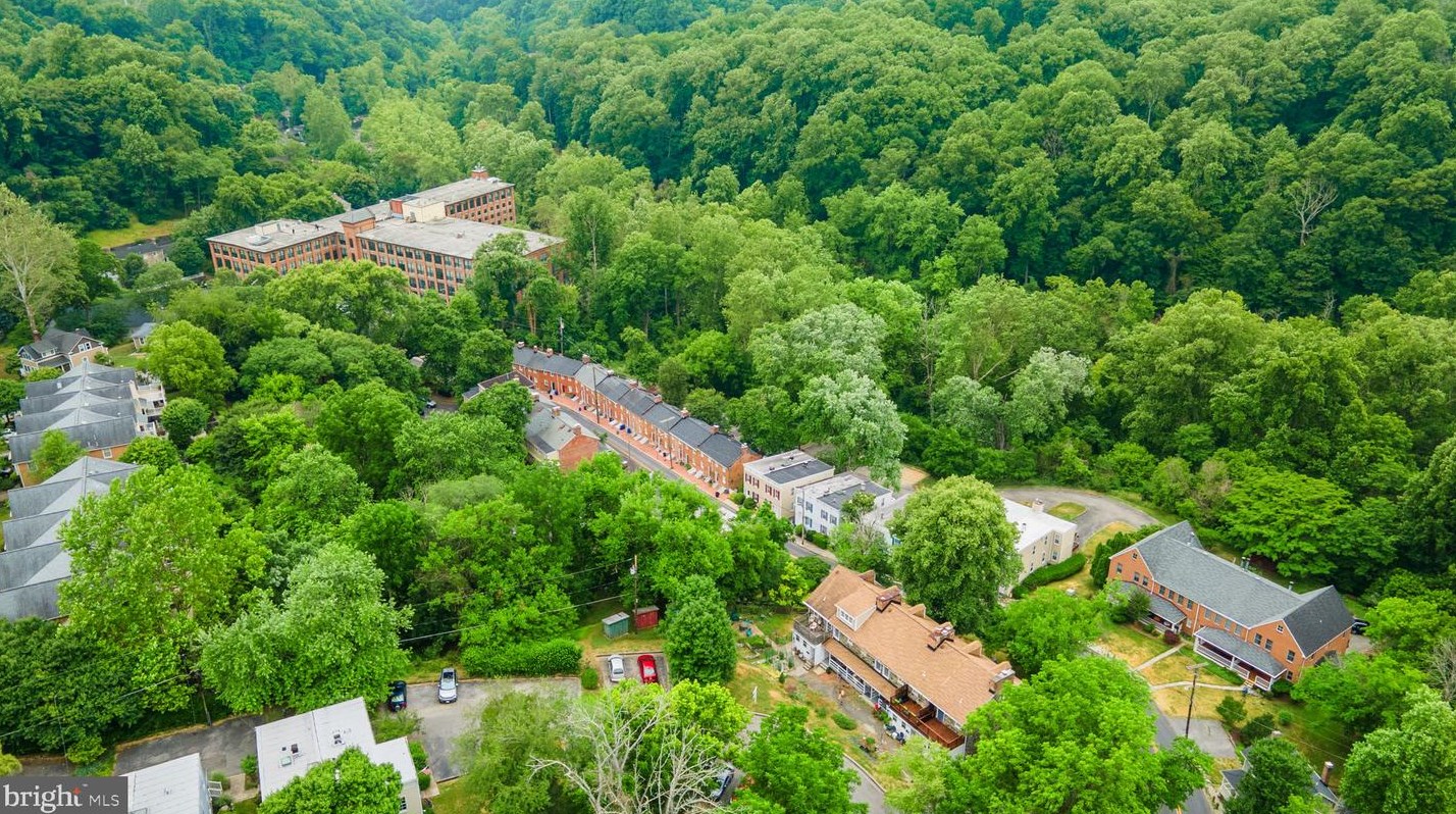 732 Pleasant Hill Rd, Ellicott, MD 21043-4737