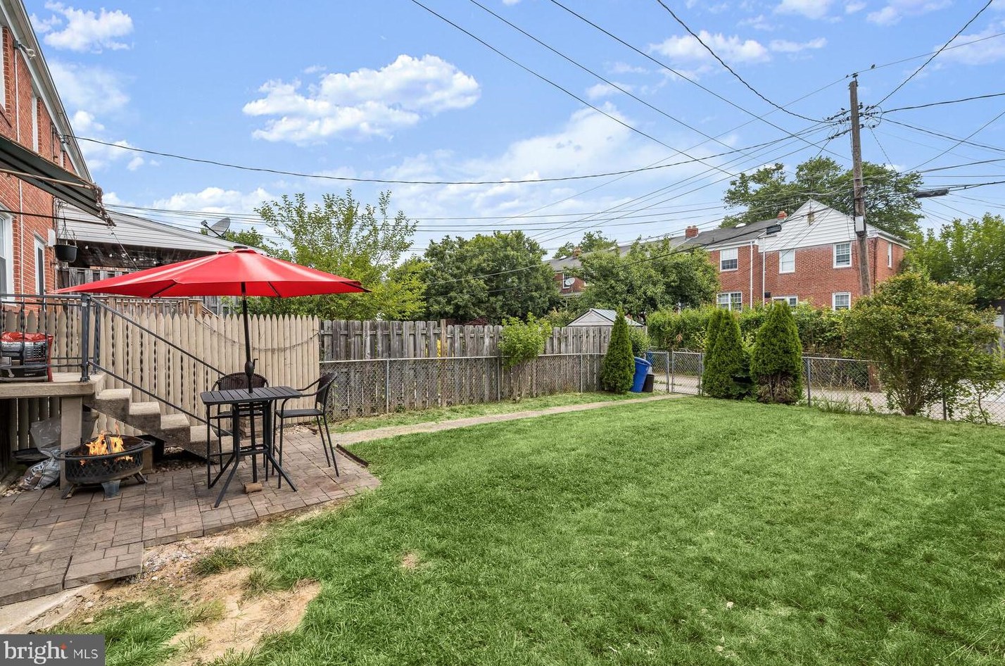1620 Feldbrook Rd, Baltimore MD  21286-8318 exterior