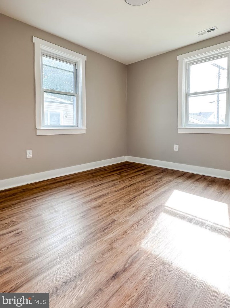 229 Ashwood Rd, Baltimore MD  21222-2302 exterior