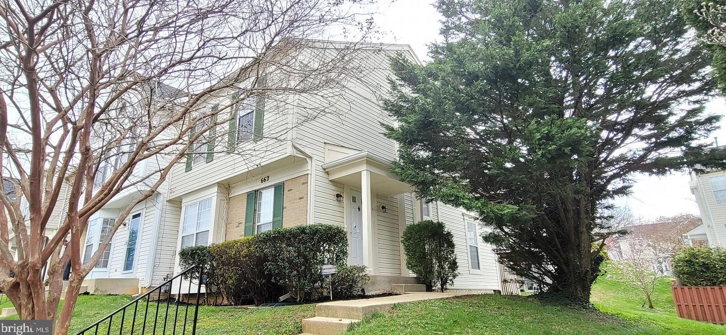 662 Lucky Leaf Cir, Baltimore, MD 21228
