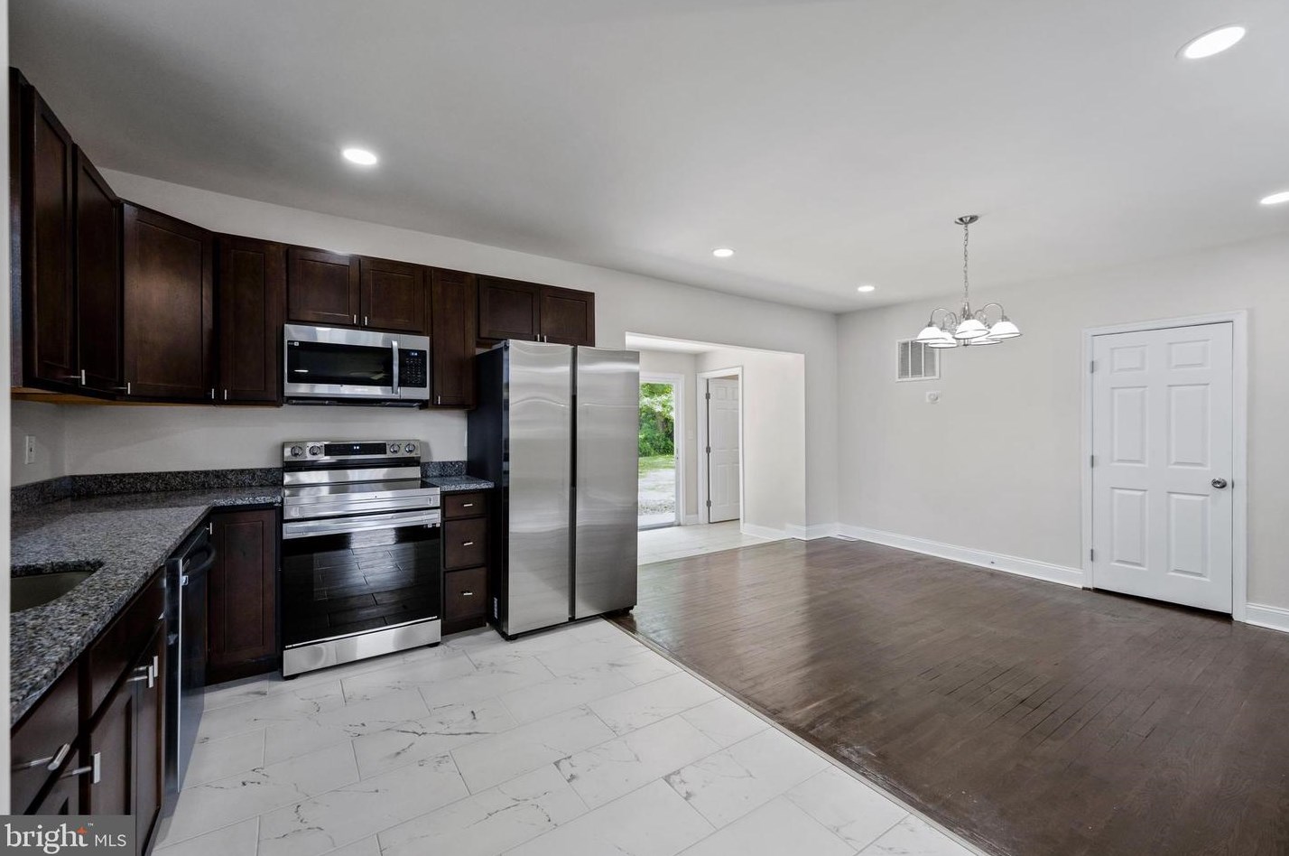 707 Norris Ln, Baltimore MD  21221-2140 exterior