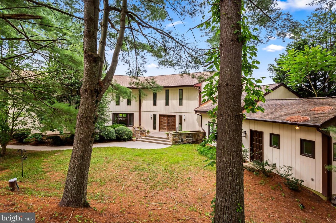 13912 Green Branch Dr, Phoenix, MD 21131