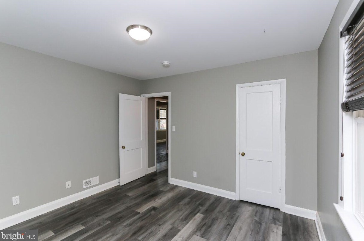 2502 Hillcrest Ave, Baltimore MD  21234-6241 exterior