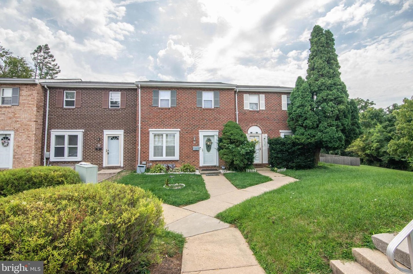 11 Top View Ct, Baltimore, MD 21244-2626