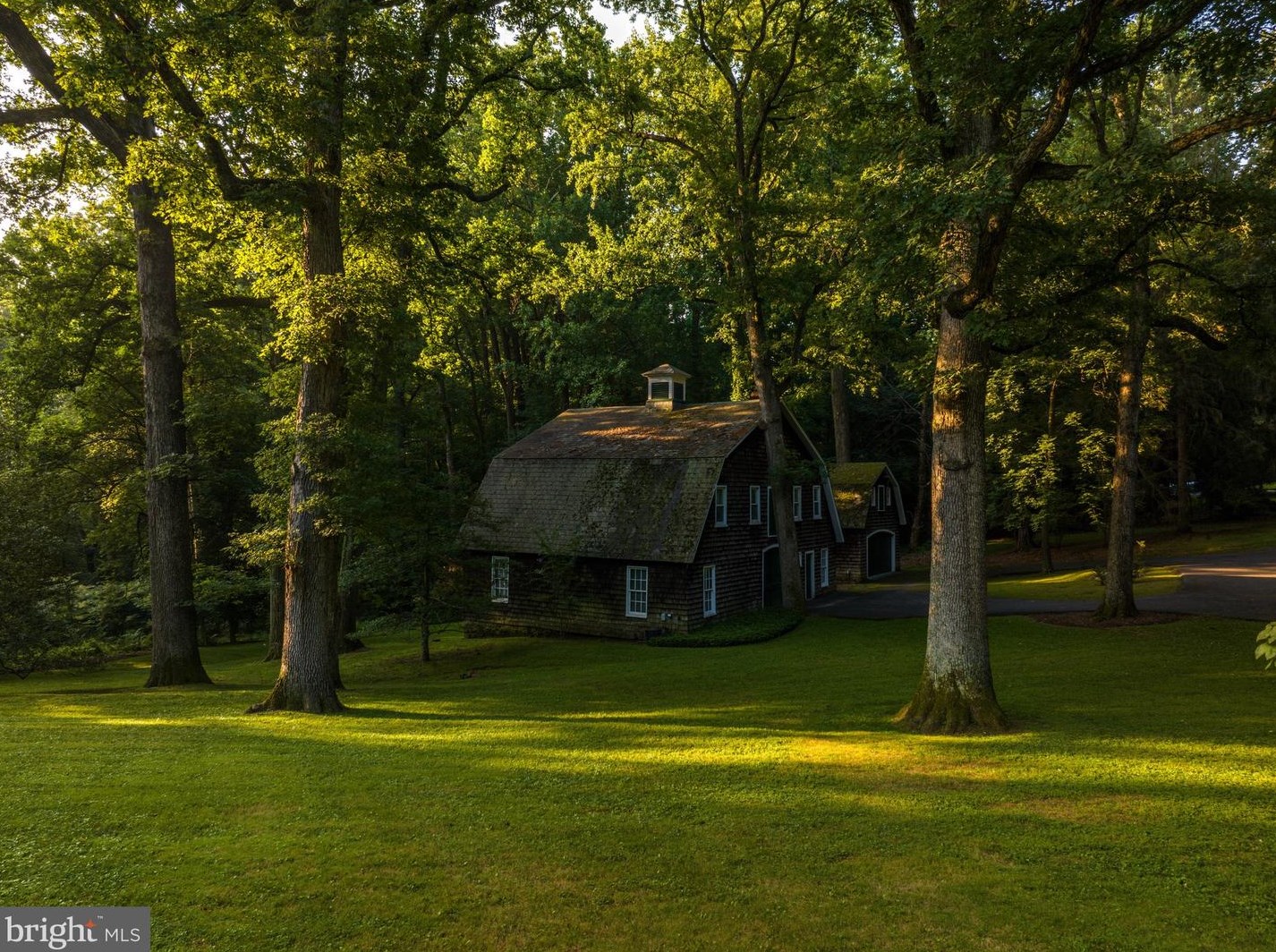 8410 Park Hts Ave, Baltimore MD 21215-6730 exterior