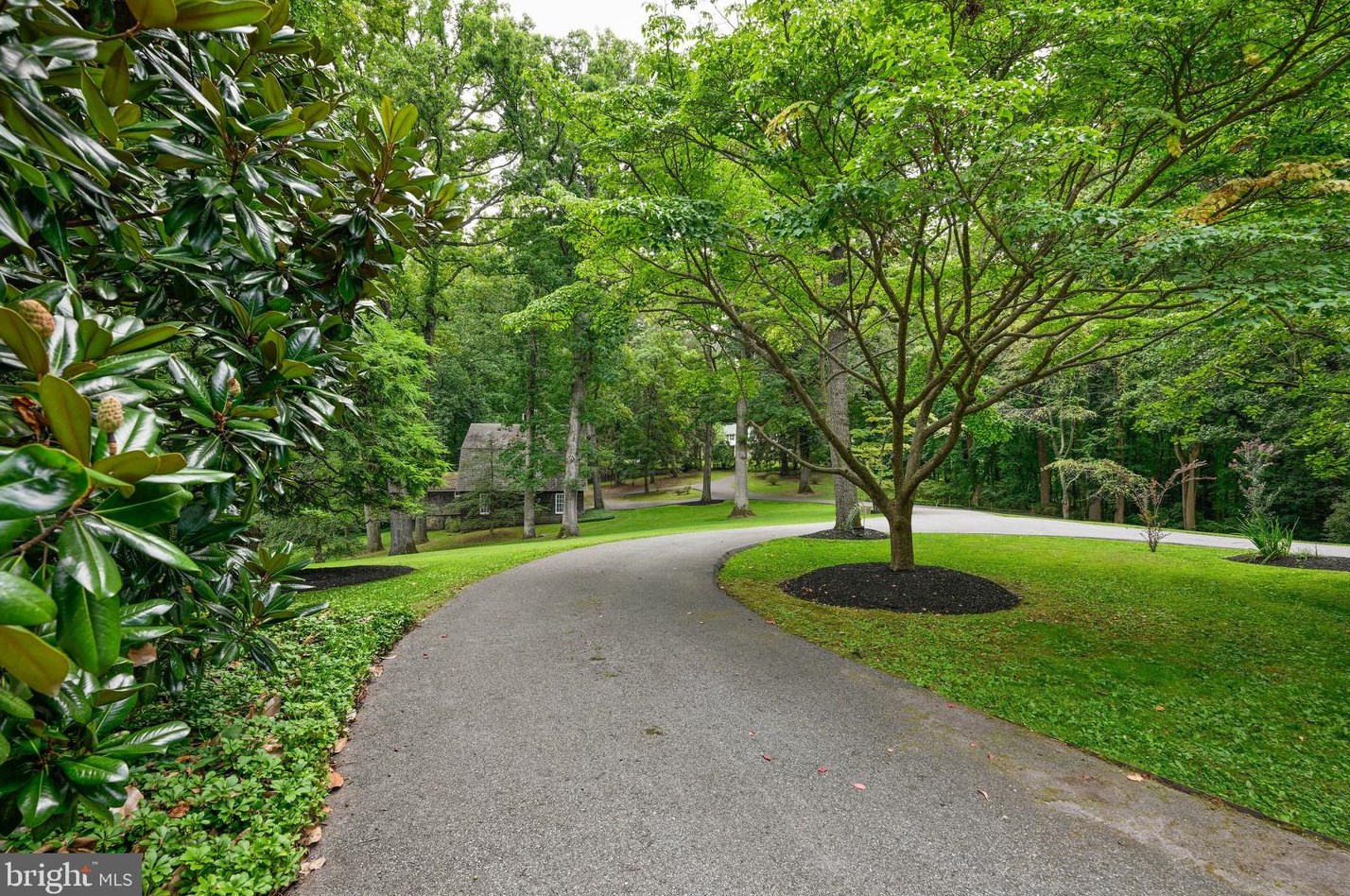 8410 Park Hts Ave, Baltimore MD 21215-6730 exterior