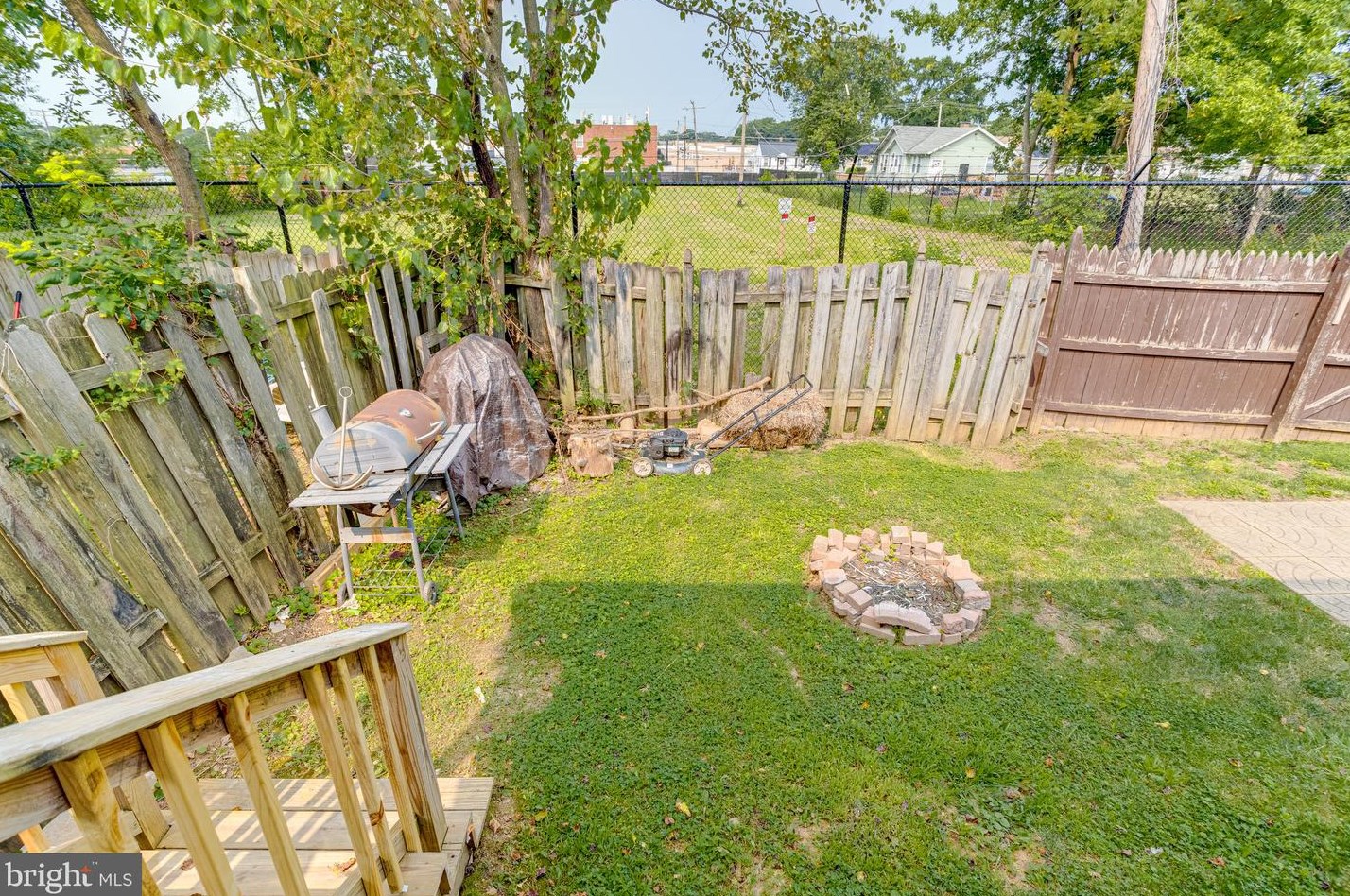 16 Chadford Ct, Baltimore MD  21220-3653 exterior