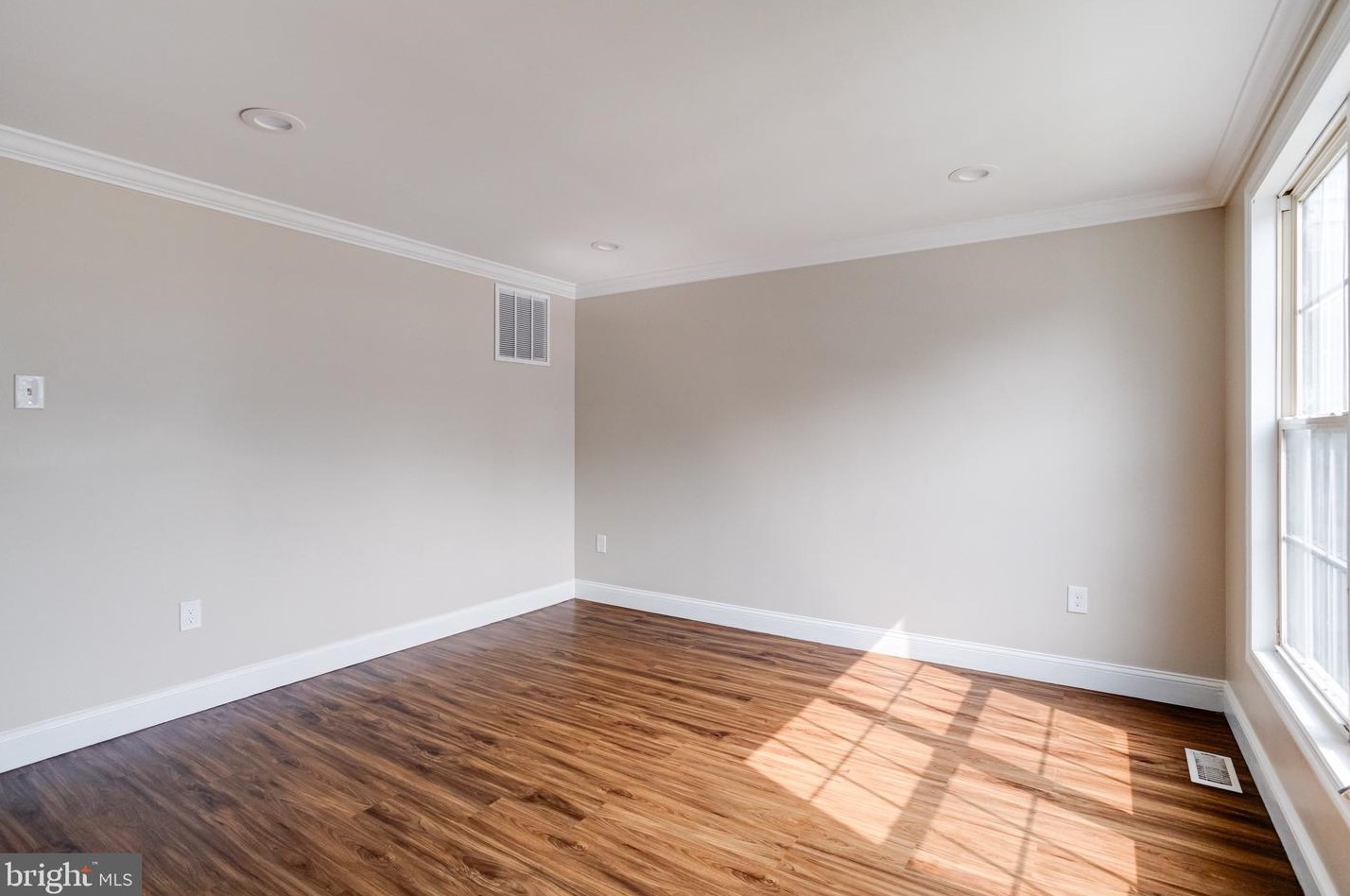 16 Chadford Ct, Baltimore MD  21220-3653 exterior